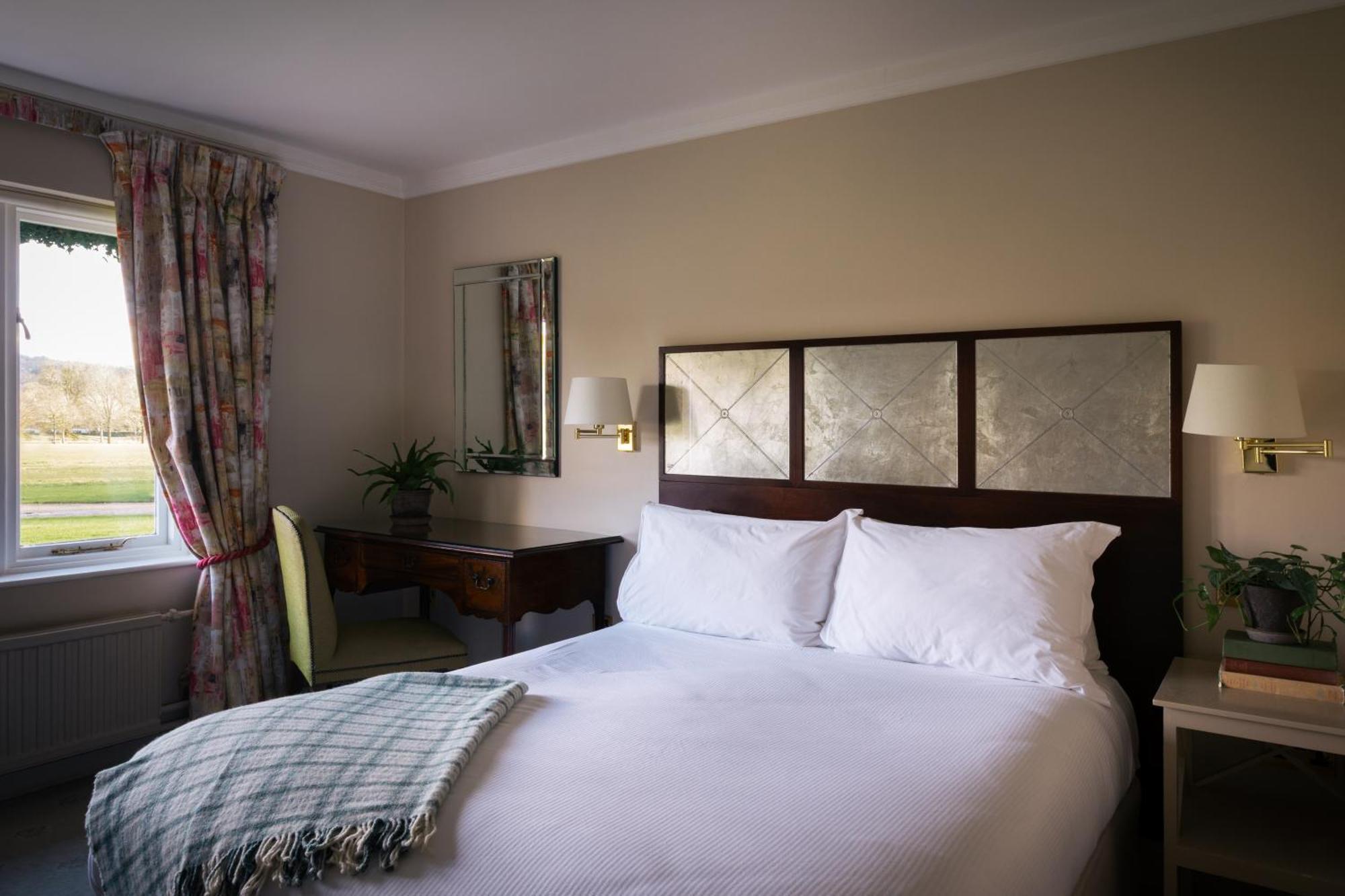 The Devonshire Arms At Hotel